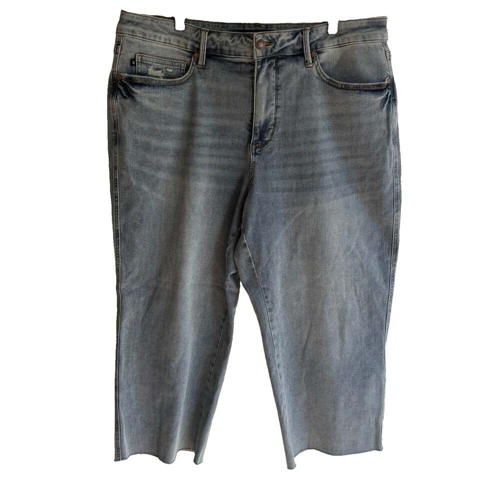 Judy Blue Wide Leg Crop Jeans Light Blue Acid Wash Womens Size 20W Casual